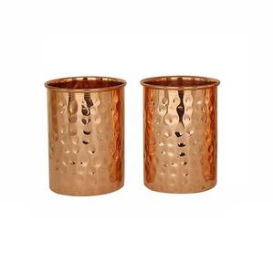 Mug en verre à boire de style traditionnel en cuivre, finition antique, finition martelée polie, capacité de 300 ml, poignée portable, Ayurveda - Product Image 1