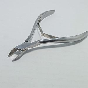Alicates para Cutículas de Alta Resistencia con Cuchillas Afiladas a Mano, Alicates para Cortar Cutículas con Acabado Espejo, Alicates para Uñas de Acero Japonés - Product Image 2