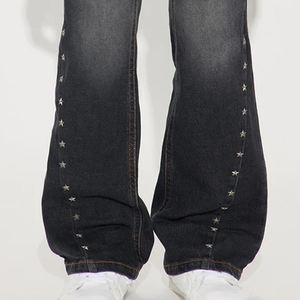 Tissu de qualité supérieure avec des matériaux de haute qualité, confortable et extensible / Jeans en denim pour garçons pour un usage quotidien actif - Product Image 4