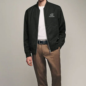 Chaqueta Bomber Negra Personalizada para Hombre, Cierre Frontal con Cremallera, Logotipo Bordado, Estilo Casual para Otoño, Corte Regular, Material de Poliéster - Product Image 3