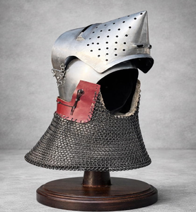 Casque bascinet à visière surélevée en forme de crâne de chien, fabriqué en acier avec aventail en maille de fer intégré, disponible à prix de gros - Product Image 1