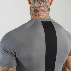T-shirt d'été pour homme à séchage rapide, coupe ample, respirant, en maille, pour la course, le fitness et l'entraînement, couleur unie - Product Image 3