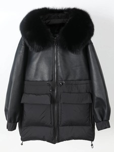 Veste d'hiver en cuir PU noir tissé avec garniture en fourrure de renard, fermeture éclair sur le devant, poches à rabat, coupe régulière, unisexe, manches longues - Product Image 4