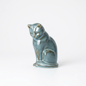 Urne funéraire en aluminium pour cendres de chien, avec un corps robuste et un stockage sécurisé pour les précieux restes d'animaux de compagnie - Product Image 1