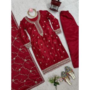 เสื้อขนาด XL ที่มีลายปักชุด Dupatta และชุด Dupatta พร้อมงานปักด้ายตามลำดับ - Product Image 1