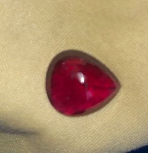 พลอยทับทิมสีแดงอ่อนทรงหัวใจธรรมชาติ 5.95 กะรัต จาก SHRI KRISHNA ASHIRWAD GEMS - Product Image 3