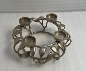 Porte-bougie décoratif en aluminium avec finition nickel pour une décoration festive et la création d'une ambiance lumineuse élégante - Product Image 6