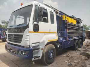 Máquina Perforadora de Pozos PRL PDTHR-300 Montada en Camión, Diámetro Máximo de Perforación de 10 mm, Profundidad de 300 Metros, Perforación de Pozos de Agua - Product Image 6