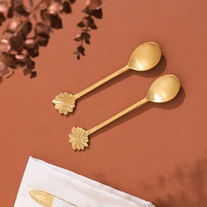 Cuillères en laiton vintage dorées, ustensiles métalliques, vaisselle élégante pour service de table - Product Image 1