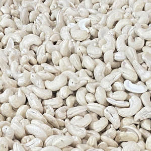 Nueces de Anacardo Crudas de Alta Calidad W240, Exportadas al por Mayor desde Vietnam a la UE, Medio Oriente, Asia, Santigo, con 24 Meses de Caducidad - Product Image 1