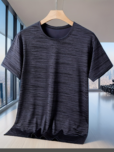 T-shirt en polyester pour homme, confort quotidien, léger, manches courtes, col rond, tissu doux et respirant, coupe classique, style décontracté - Product Image 5
