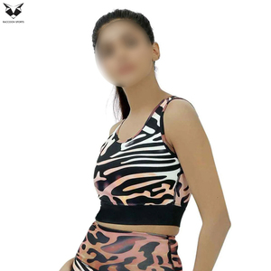 Soutien-gorge de sport personnalisé par sublimation, dernière tendance, soutien-gorge de sport respirant et solide, soutien-gorge de sport pour la salle de sport, best-seller - Product Image 2