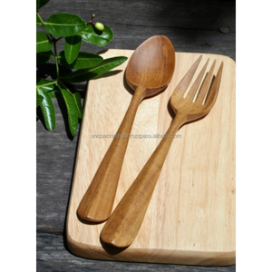 Juego de 4 Cucharas de Madera de Mango Sostenible BotaniCraft Premium, con Diseños de Hojas Esmaltadas Inspirados en la Naturaleza, Resistentes al Calor - Product Image 6