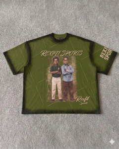 Camiseta Gráfica Corta Boxy para Hombre, 100% Algodón Pesado, Cuello Mock, Estampado DTG, Estilo Vintage Airbrush, Fabricación Personalizada, MOQ 20 - Product Image 3