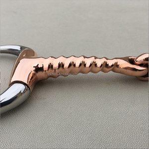 Bocados de acero inoxidable duraderos con logotipo personalizado para equitación, tipo Eggbutt, con junta de cobre tipo Corkscrew, equipo óptimo para caballos. - Product Image 2