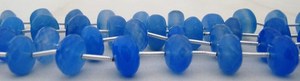 Perles de calcédoine bleue naturelle facettées en forme de rondelle de 10 à 12 mm vendues par brin - Product Image 2