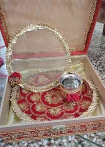 Ensemble de thali Karwa Chauth avec boîte, ensemble de 4 thali pour la prière, Channi décoratif, bol en acier et boîte cadeau pour femmes - Product Image 3