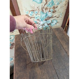 Open Wire Egg Crate <b>Basket</b>, Breathable Design for Safe Egg <b>Storage</b> - Product Image 2