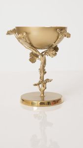 Handmade Premium Iron Serving Bowl <b>Set</b> with Gold Floral Accent for Stylish <b>Table</b> Arrangement - Product Image 3