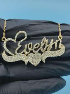 Colgante de lujo con letra Evelyn y corazón, chapado en oro, con moissanita de corte brillante redondo, para unisex - Product Image 4