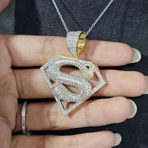 Elegante Colgante Hip Hop de Plata de Ley 925 con Baño de Oro Rosa y Moissanita, Sin Níquel ni Plomo, Diseño Moderno y a la Moda - Product Image 1