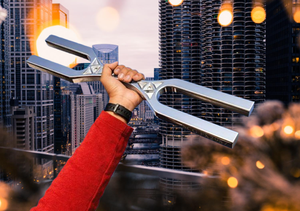 ส้อมเสียง OM แบบสองด้าน Giant Tuning Fork DNA Key Giant Tuning Fork – ความถี่ D 528Hz และ A 432Hz แบบสองด้าน - Product Image 5