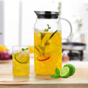 Jarra de Agua Moderna de Vidrio con Asa de 1.8L para Jugo, Limonada, Leche, Bebidas Frías, Almacenamiento en Refrigerador y Servicio en Mesa de Comedor - Product Image 2
