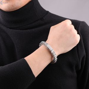 Pulsera Franco Link con incrustaciones de diamantes, personalizada con diamantes VVS1 cultivados en laboratorio, estilo hip hop, regalo para él, pulsera estilo rapero. - Product Image 2