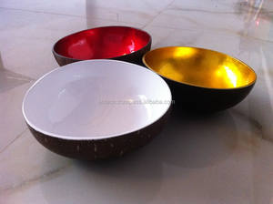 ชามเปลือกมะพร้าวออร์แกนิคทำมือจาก EUTECH 100% เป็นมิตรกับสิ่งแวดล้อม สีน้ำตาลธรรมชาติ ขนาดเส้นผ่านศูนย์กลาง 13-14 ซม. ลึก 6 ซม. กันน้ำ ขัดเงาแล้ว - Product Image 2