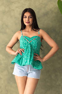 Haut imprimé élégant à bretelles spaghetti, coupe ample pour l'été, haut décontracté pour femme, en tissu léger, coupe confortable - Product Image 3