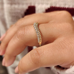 Bague en moissanite à taille ronde, best-seller, pour mariage, fiançailles, soirée, pour femmes, disponible à prix d'exportation - Product Image 4