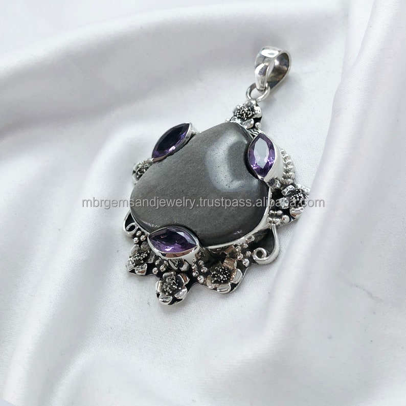 ในภาพเดียวกัน