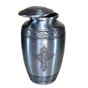 Urnes de crémation en métal de style croix gravées étain fini vente chaude urnes et cendres pour adultes en métal souvenir pot métallique funérailles - Product Image 1