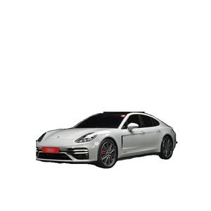 Porsche Panamera 4.0 GTS 2023 avec volant à gauche, sièges en cuir, caméra de recul, seulement 8 598 km parcourus - Product Image 1