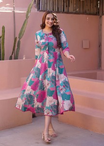 ชุดเดรสสไตล์อินเดียแบบ Anarkali หรูหรา ทรงบานระบายยาวปานกลาง ผ้ามัสลิน พิมพ์ลายดอกไม้ เอวธรรมชาติ ระบายอากาศได้ดี เหมาะสำหรับฤดูใบไม้ผลิ ออกแบบโดยดีไซเนอร์ - Product Image 4