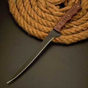 Couteau à filet en acier damas forgé à la main de 14 pouces |   Couteau de chasse personnalisé avec manche en bois, embouts en laiton et étui - Product Image 6
