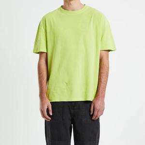 Camiseta personalizada de gran tamaño, tela de alta calidad, 100% algodón, impresión personalizada premium, para uso casual o streetwear, unisex. - Product Image 1