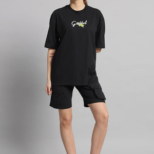 ชุดเซ็ตเสื้อยืดและกางเกงขาสั้นแฟชั่นลำลองสำหรับผู้หญิงรุ่นใหม่ล่าสุด ระบายอากาศได้ดี ลายเรียบ สำหรับสาวๆ ขายส่ง - Product Image 3