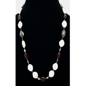 Collar con Colgante de Diseño Simple y de Primera Calidad con Perlas y Cuentas para Mujer, Joyería Moderna para Bodas - Product Image 1