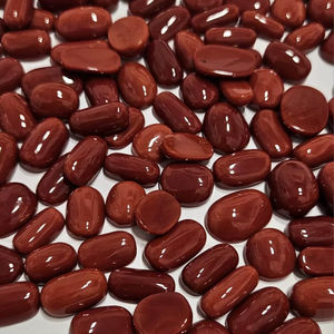 ปะการังสีแดงธรรมชาติจากอิตาลี รูปทรงแบนรูปไข่ สีเลือดแดง คุณภาพแก้วสูง ดีเยี่ยม สำหรับทำเครื่องประดับ - Product Image 1