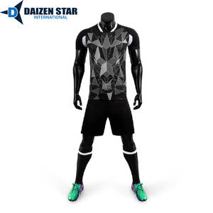 Uniforme de Fútbol Personalizado DSI, 100% Poliéster Transpirable, Manga Corta, Conjunto Deportivo para Club de Primavera - Product Image 4