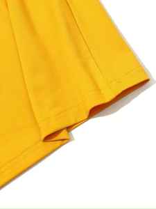 Camiseta de algodón premium para hombre, nuevo estilo, hombros caídos, corte relajado informal, manga corta, transpirable, de secado rápido, color liso, para uso diario. - Product Image 6