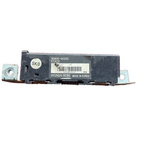Piezas de automóvil usadas compatibles con el módulo Hyundai Mobis ETACS 95800-5K000. Piezas de automóvil coreanas usadas. - Product Image 4