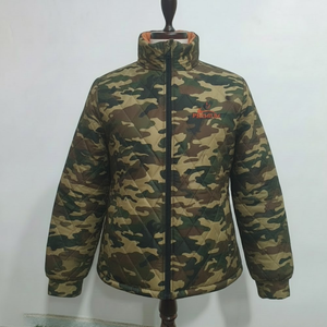 Veste matelassée à capuche de haute qualité avec logo personnalisé, style designer, épaisse, surdimensionnée, unisexe, effet bulle brillant, pour femme, idéale pour la course à pied - Product Image 2