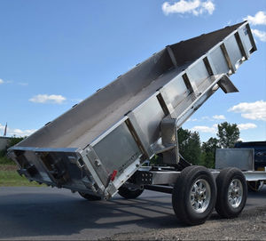 Remolque Agrícola Usado de Alta Calidad, Superline Beast 7 X 14, de Gran Resistencia, con Engranajes y Motor para Tractor - Product Image 1