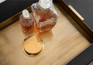 Plateau de service traditionnel indien en aluminium pour la maison, l'hôtel, les cérémonies, avec une finition artisanale raffinée. - Product Image 6