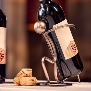 Porte-bouteille à vin en métal en forme de vague, présentoir à vin tendance et contemporain - Product Image 3