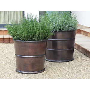 Pot de fleurs en métal au design floral, jardinière décorative pour la maison et le jardin avec revêtement en poudre au meilleur prix - Product Image 4