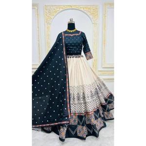Lehenga Choli con Detalles en Tela de Muselina de Algodón Pesada, Reversible, Estampado Digital Informal, Hermoso, Real, para Todas las Temporadas - Product Image 1