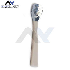 Coupe-callosités pour des pieds lisses et doux – Outil professionnel de soin des pieds de qualité supérieure pour éliminer les callosités et les peaux mortes - Product Image 2